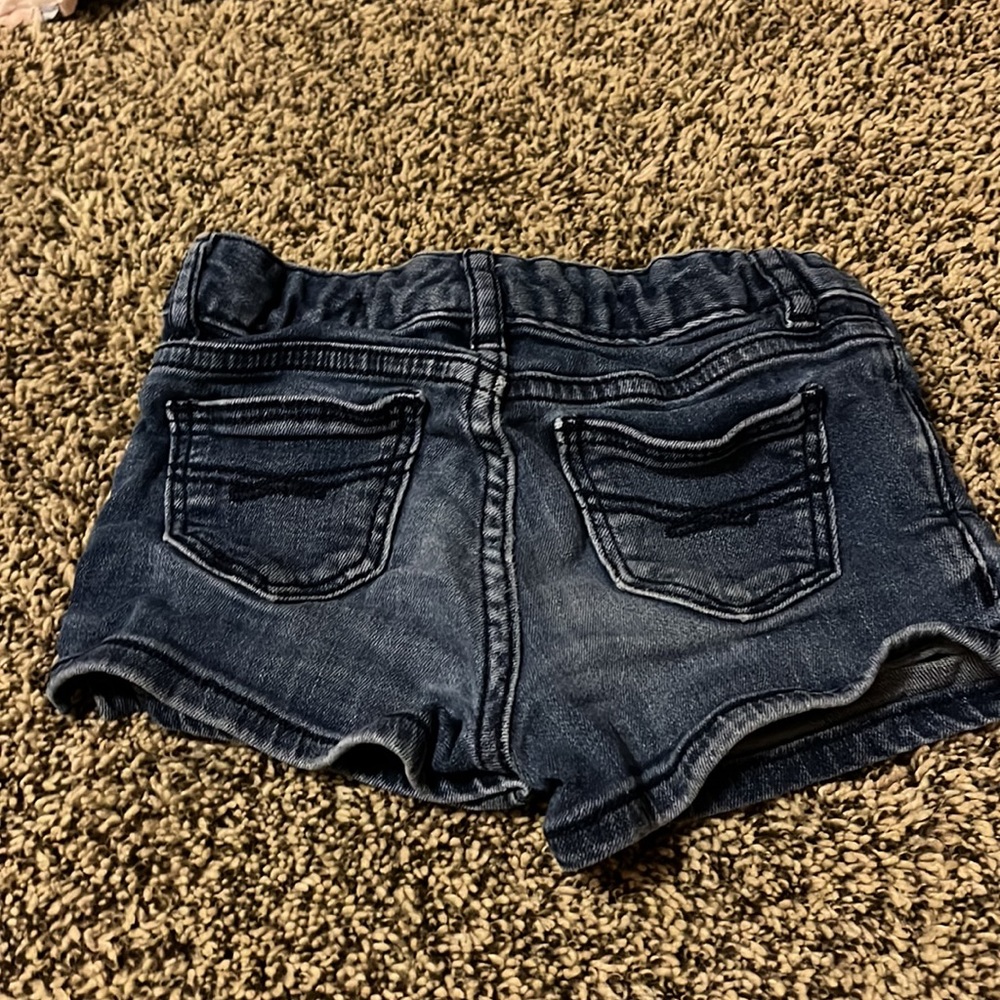 Gap shorts - Picture 2 of 2